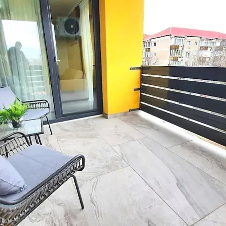 Zaraz Grey Modern With King Bed * Timisoara