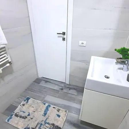 Zaraz Grey Modern With King Bed Timisoara